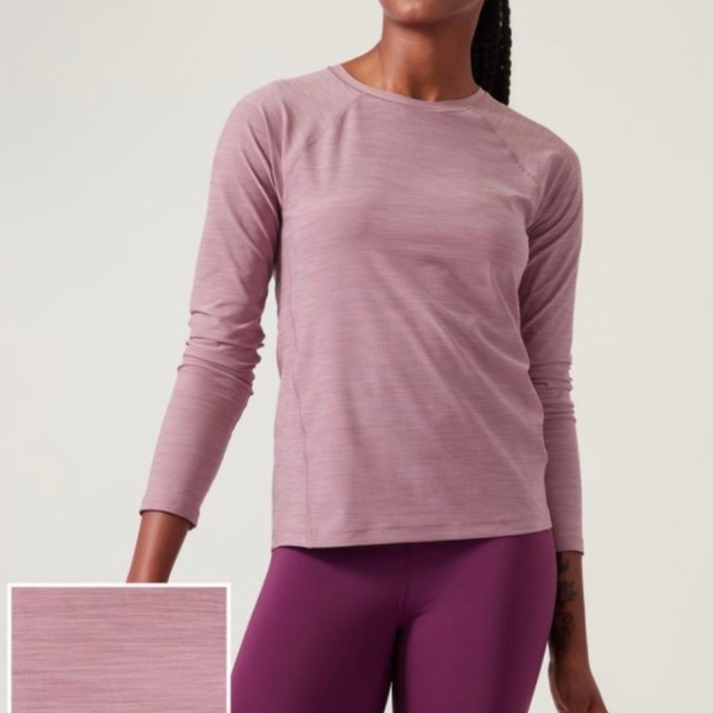 Athleta Ultimate Textured Long Sleeved Train Top, Medium, Pink Heather